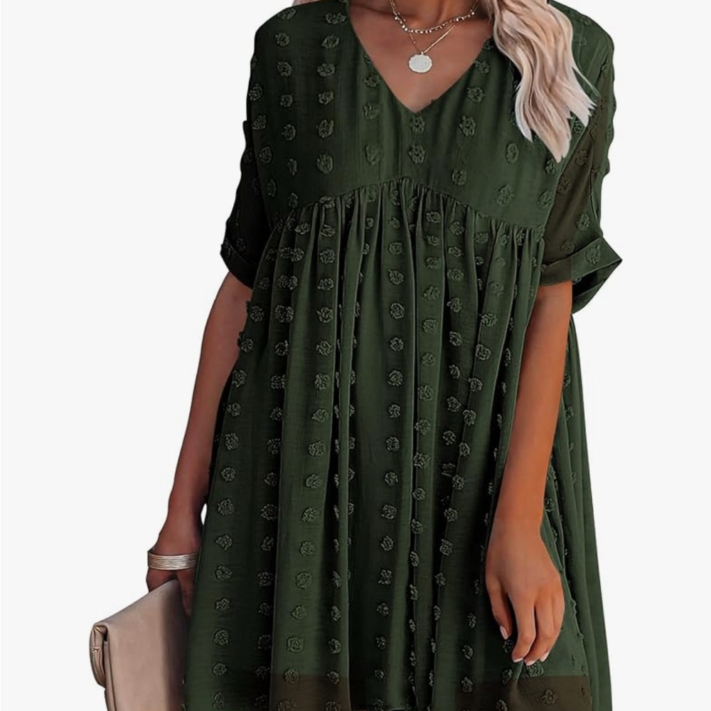 Elegant Green V-Neck Dress